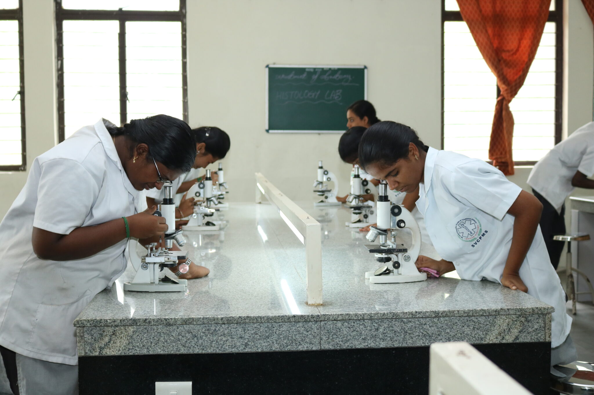 STUDENTS LAB